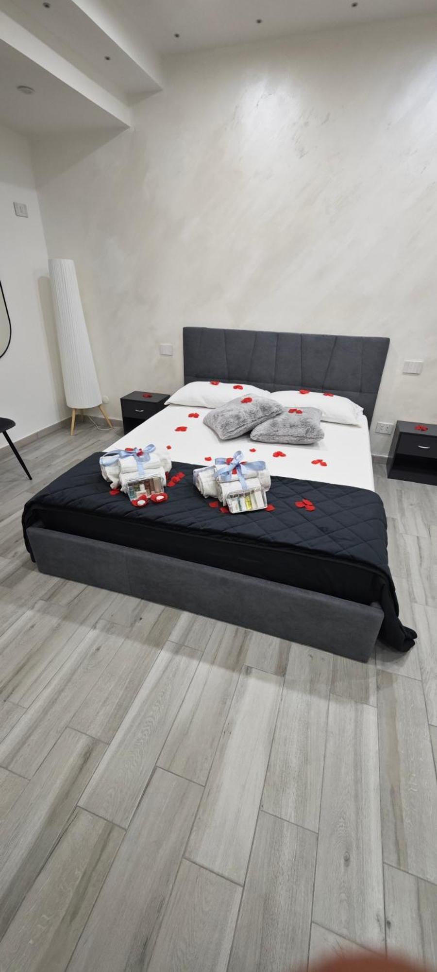 Wonder House Apartman Mirabella Imbaccari Kültér fotó